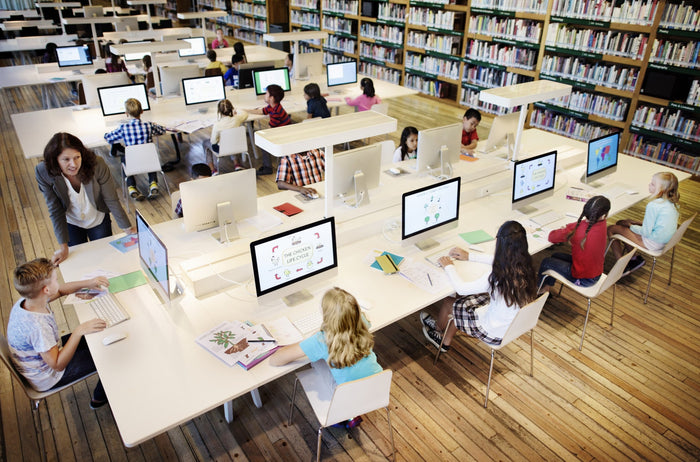 School Cubbies vs Lockers: How to Choose Storage by Age and Space