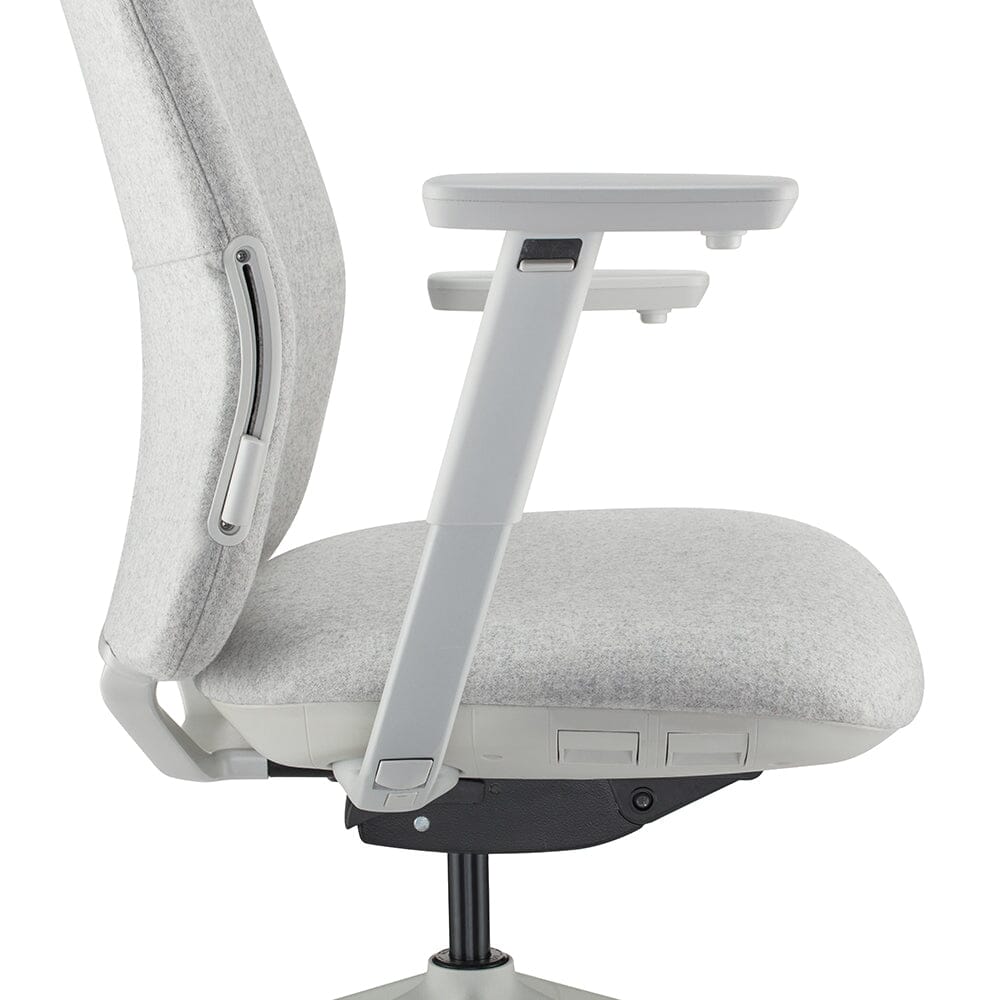 Innate Basic Ergonomic Office Chair – Adjustable & Affordable Comfort Office Chair AllSeating 