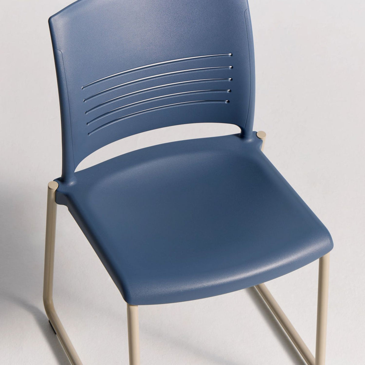 Strive | Guest Chair Guest Chair, Cafe Chair, Stack Chair, Classroom Chairs KI 